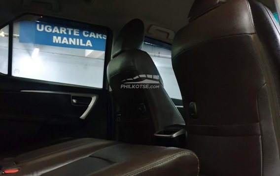 2016 Toyota Fortuner  2.4 V Diesel 4x2 AT in Quezon City, Metro Manila-5