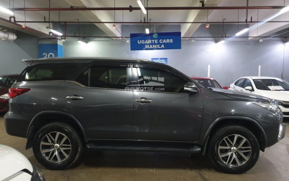 2016 Toyota Fortuner  2.4 V Diesel 4x2 AT in Quezon City, Metro Manila-18