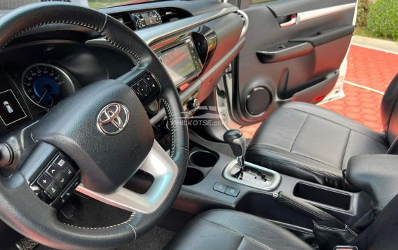 2019 Toyota Hilux  2.4 G DSL 4x2 A/T in Manila, Metro Manila-8