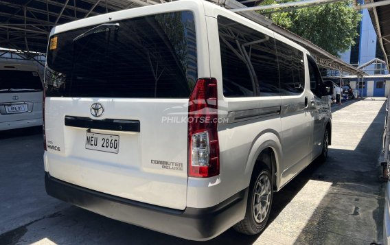 2021 Toyota Hiace in Pasay, Metro Manila-3