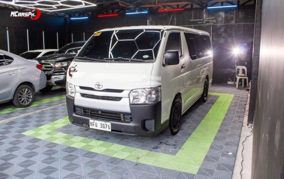 2020 Toyota Hiace  Commuter 3.0 M/T in Malabon, Metro Manila-1