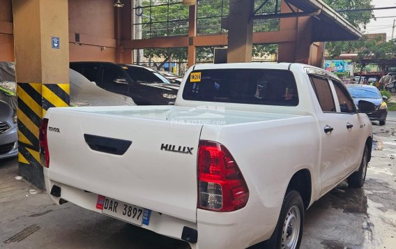 2022 Toyota Hilux in Quezon City, Metro Manila-6
