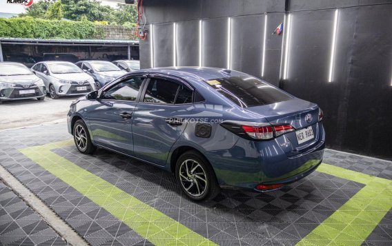2022 Toyota Vios 1.3 XLE CVT in Malabon, Metro Manila-2
