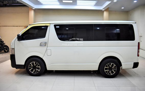 2015 Toyota Hiace  Commuter 3.0 M/T in Lemery, Batangas-2