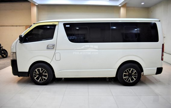 2015 Toyota Hiace  Commuter 3.0 M/T in Lemery, Batangas-15