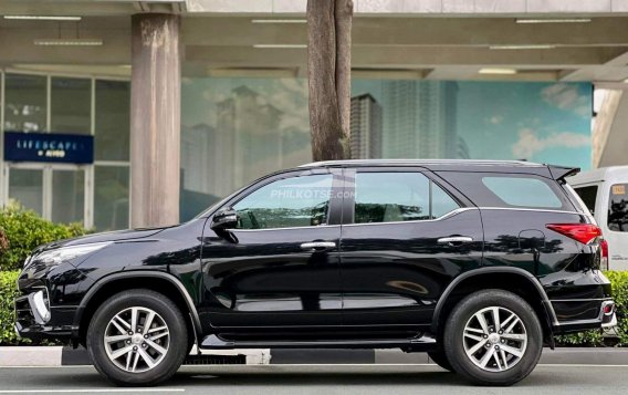 2018 Toyota Fortuner in Makati, Metro Manila-17