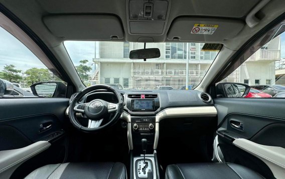 2019 Toyota Rush  1.5 G AT in Makati, Metro Manila-17