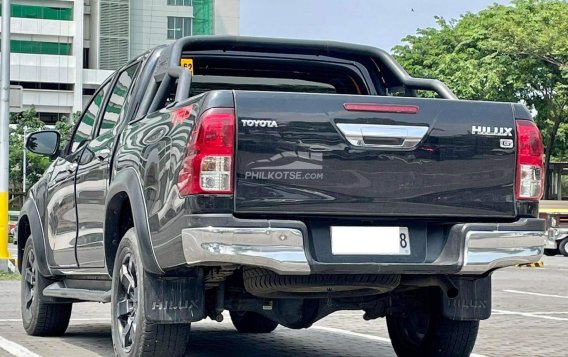 2017 Toyota Hilux in Makati, Metro Manila-4