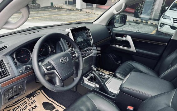 2019 Toyota Land Cruiser  Premium 4.5 DSL AT in Quezon City, Metro Manila-6