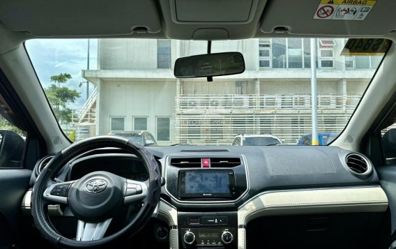 2019 Toyota Rush  1.5 G AT in Makati, Metro Manila-13