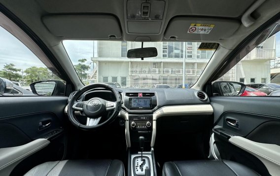 2019 Toyota Rush  1.5 G AT in Makati, Metro Manila-12