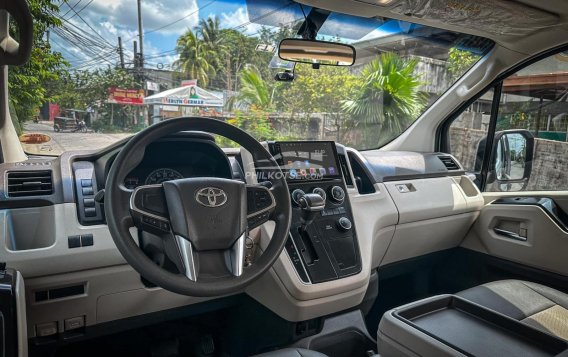 2019 Toyota Hiace  GL Grandia A/T in Manila, Metro Manila-4