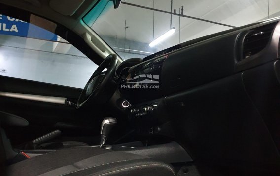2018 Toyota Hilux  2.4 G DSL 4x2 A/T in Quezon City, Metro Manila-8