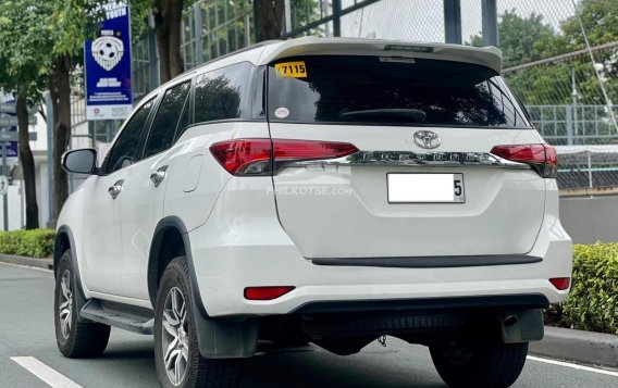 2016 Toyota Fortuner  2.4 G Diesel 4x2 AT in Makati, Metro Manila-6