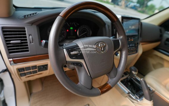 2018 Toyota Land Cruiser  Premium 4.5 DSL AT in Guagua, Pampanga-13