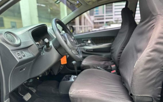 2019 Toyota Wigo  1.0 G AT in Makati, Metro Manila-13