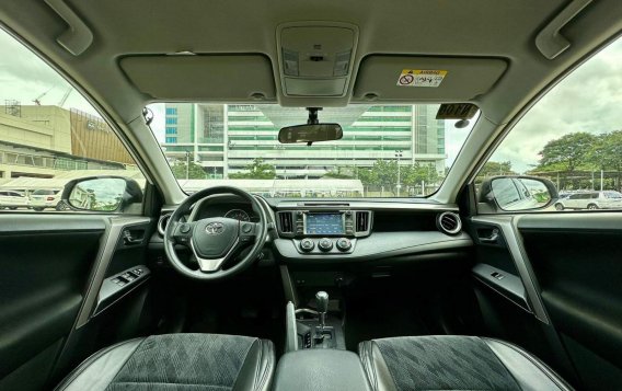 2018 Toyota RAV4 in Makati, Metro Manila-3