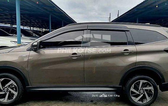 2020 Toyota Rush  1.5 G AT in Pasay, Metro Manila-3