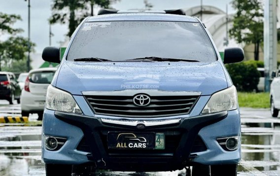 2012 Toyota Innova  2.0 E Gas AT in Makati, Metro Manila
