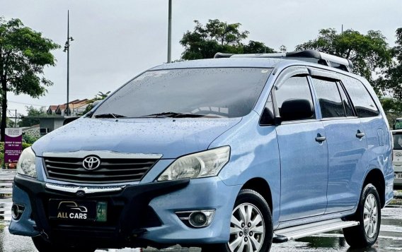 2012 Toyota Innova  2.0 E Gas AT in Makati, Metro Manila-2