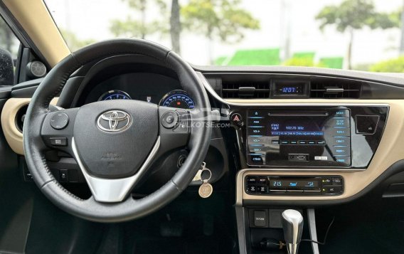 2017 Toyota Corolla Altis  1.6 G CVT in Makati, Metro Manila-8