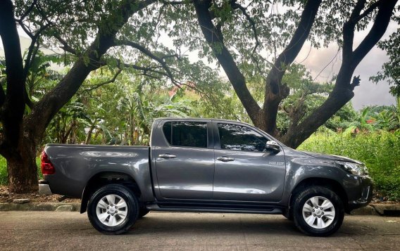 White Toyota Hilux 2019 for sale in Manual-4