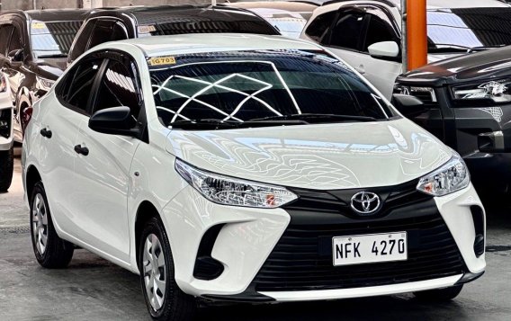 Selling White Toyota Vios 2021 in Parañaque