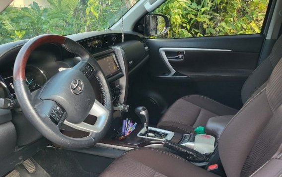 Silver Toyota Fortuner 2018 for sale in Automatic-5