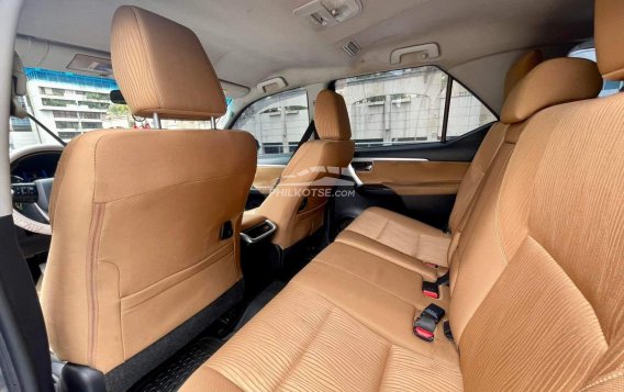 2017 Toyota Fortuner  2.4 G Diesel 4x2 AT in Makati, Metro Manila-17