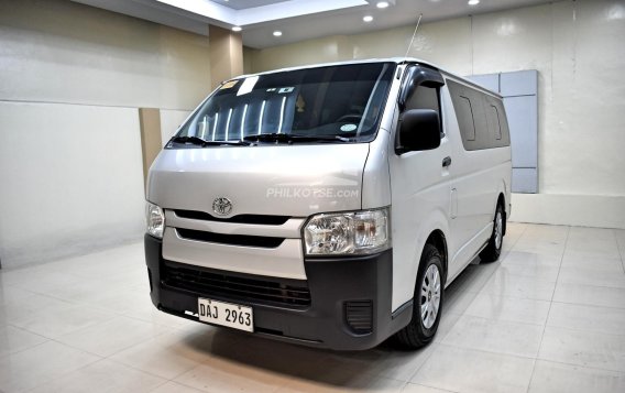 2019 Toyota Hiace  Commuter 3.0 M/T in Lemery, Batangas-2