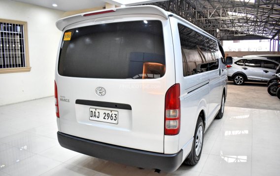 2019 Toyota Hiace  Commuter 3.0 M/T in Lemery, Batangas-19