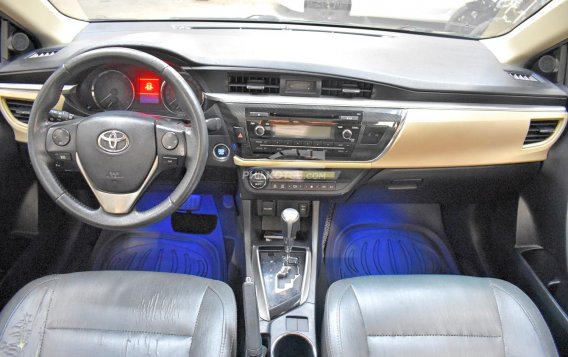 2016 Toyota Corolla in Lemery, Batangas-5