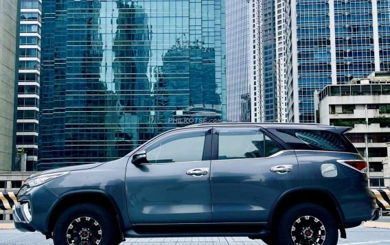 2017 Toyota Fortuner in Makati, Metro Manila-6