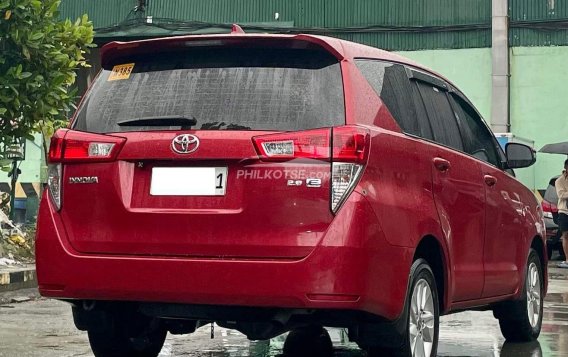 2020 Toyota Innova  2.8 E Diesel AT in Makati, Metro Manila-4
