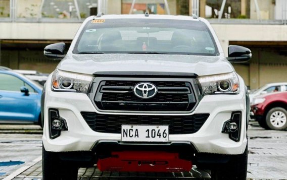 Sell White 2019 Toyota Hilux in Makati