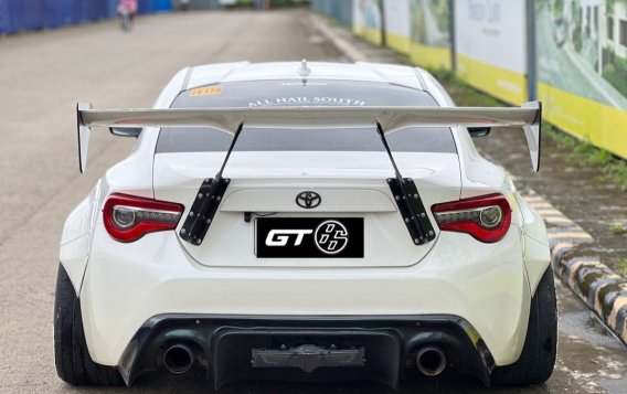 White Toyota 86 2018 for sale in Manila