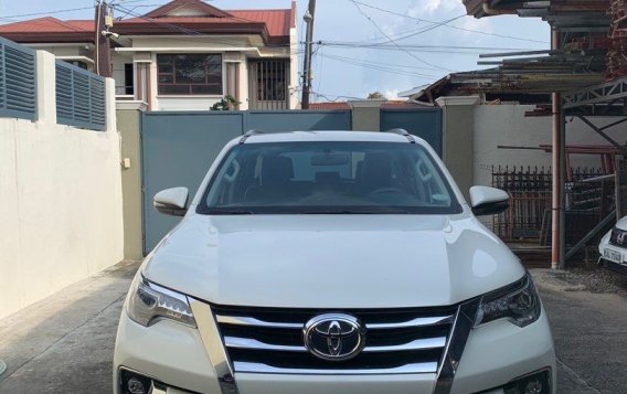 Pearl White Toyota Fortuner 2018 for sale in Automatic