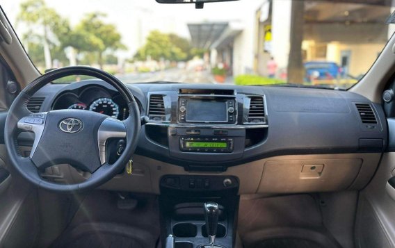 White Toyota Fortuner 2014 for sale in Makati-8