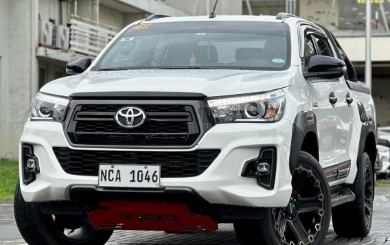 White Toyota Hilux 2019 for sale in Automatic-1