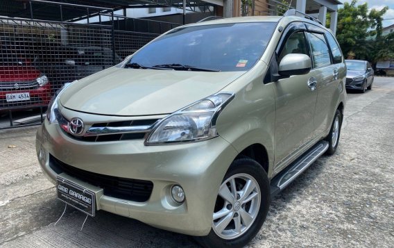 White Toyota Avanza 2015 for sale in Quezon City-1