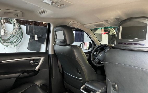 Silver Toyota Fortuner 2016 for sale in Quezon City-4