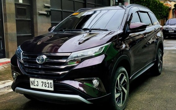 Sell White 2020 Toyota Rush in Manila-1