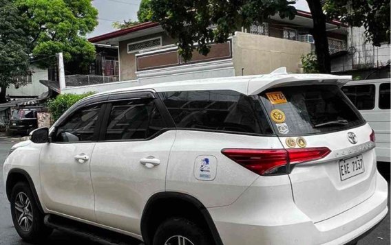 Sell White 2022 Toyota Fortuner in Quezon City-5