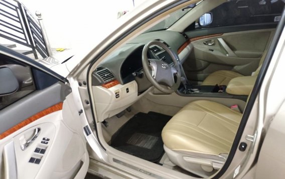 White Toyota Camry 2011 for sale in Automatic-5