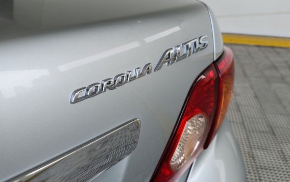 Silver Toyota Corolla altis 2009 for sale in Automatic-3