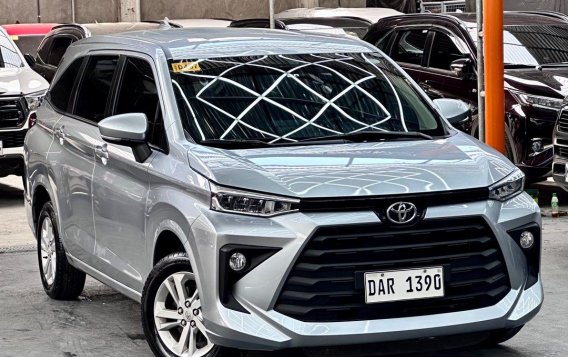 Sell White 2022 Toyota Avanza in Parañaque
