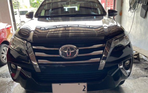 Silver Toyota Fortuner 2016 for sale in Quezon City-1