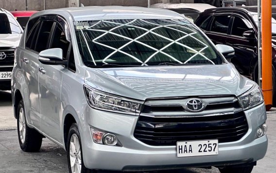 Selling White Toyota Innova 2017 in Parañaque