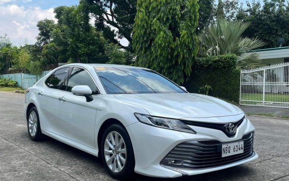 White Toyota Camry 2019 for sale in Muntinlupa-3