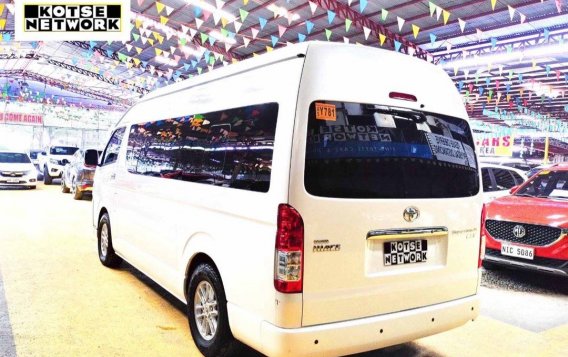 White Toyota Hiace 2018 for sale in Automatic-2